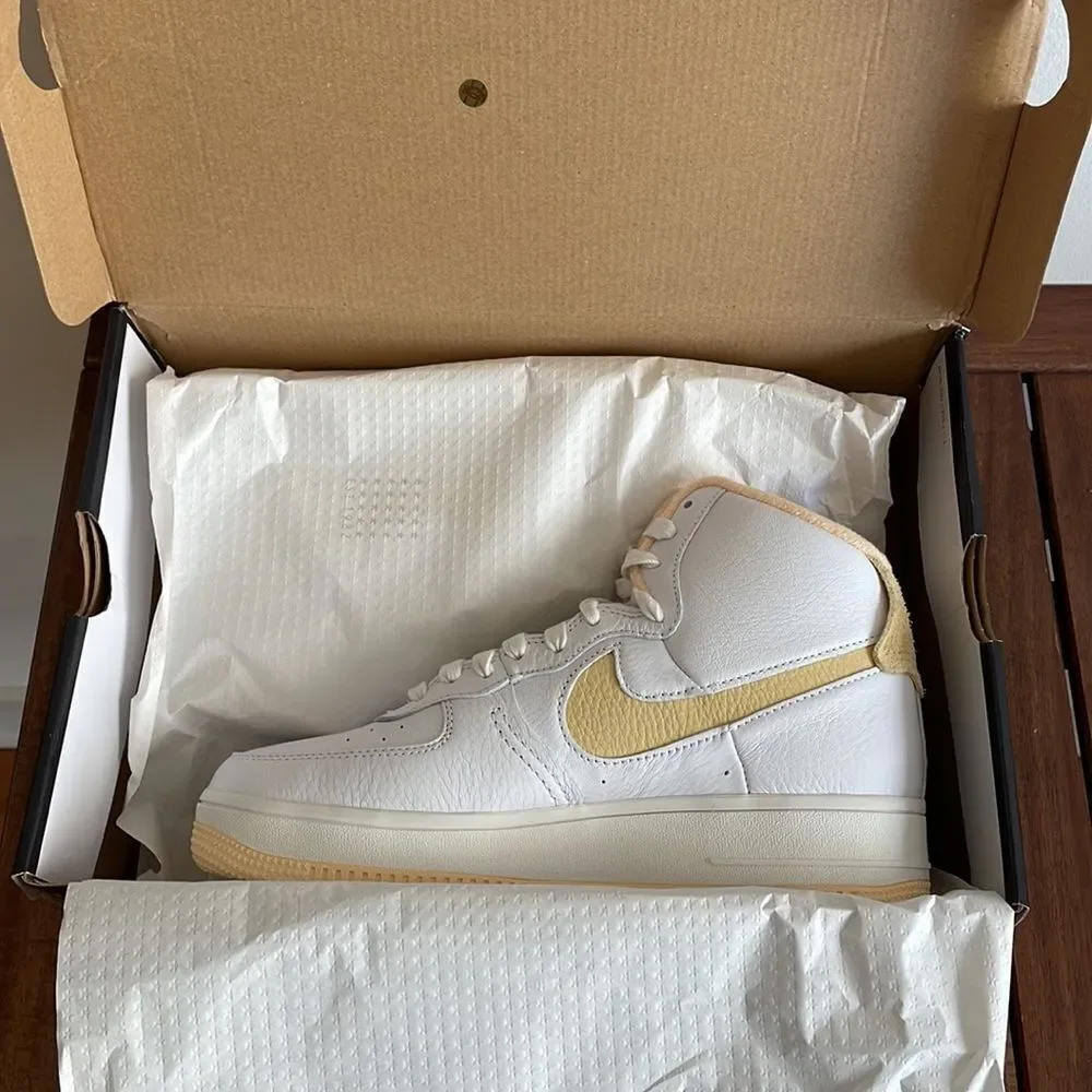 Nike Air Force 1 Scuplt Women Size 8